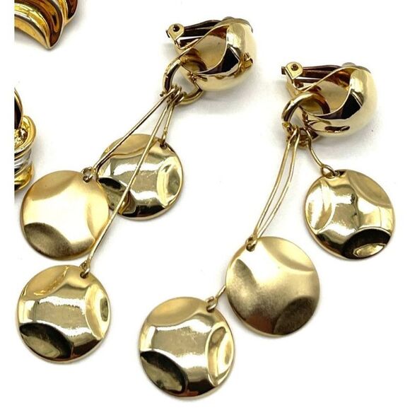 Vintage Goldtone Clip On Long Dangle Earrings 3.25in - Picture 1 of 2